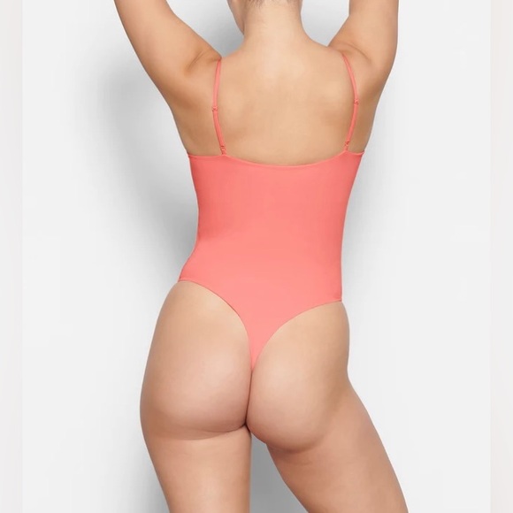 BNWT FITS EVERYBODY CAMI BODYSUIT IN SORBET - Picture 3 of 3